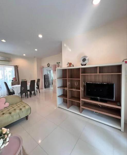 Perfect Place Sukhumvit 77-Suvarnabhumi, Samut Prakan, Lat Krabang Road, Rachathewa, Bang Plee, Samut Prakan, 3 Bedrooms, 200 sqm, Single Detached House For Rent, by pun pun piyahirunchart, 11304897 - DDproperty.com