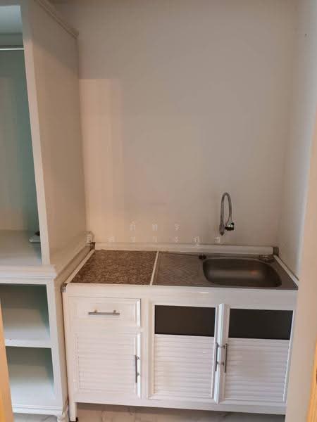 Lumpini Condo Town Bodindecha Ramkhamhaeng, Bangkok, Soi Ramkhamhaeng 43/1, Phlapphla, Wang Thonglang, Bangkok, Studio, 25 sqm, Condo For Rent, by ภัทร อิสรางกูร, 11305045 - DDproperty.com