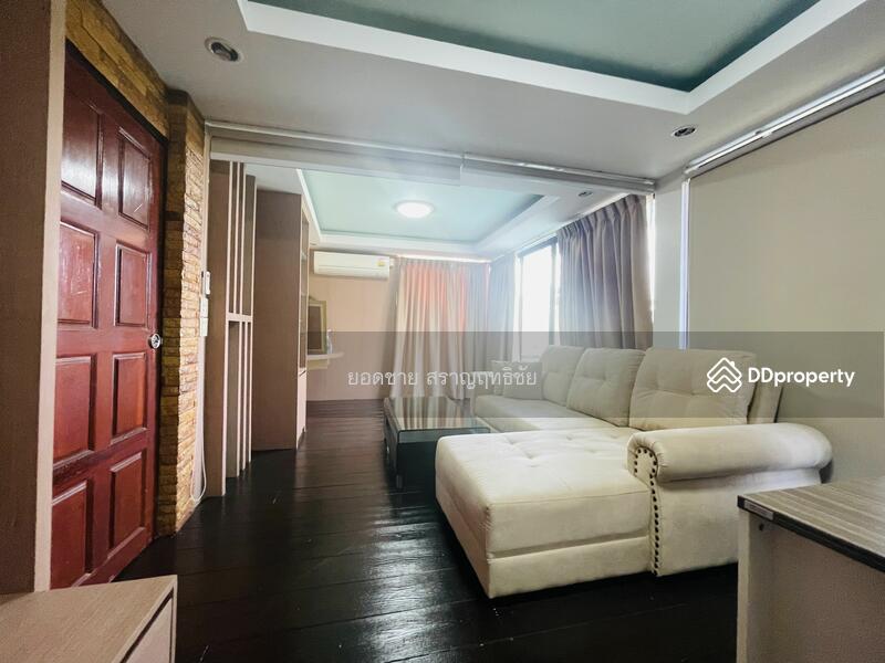 For Sale - For sale: 3 plots of land with houses,total 1-2-72 Rai 13.5 mb, Samut Prakan