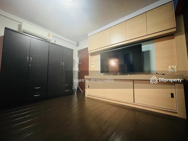 For Sale - For sale: 3 plots of land with houses,total 1-2-72 Rai 9 mb, Samut Prakan