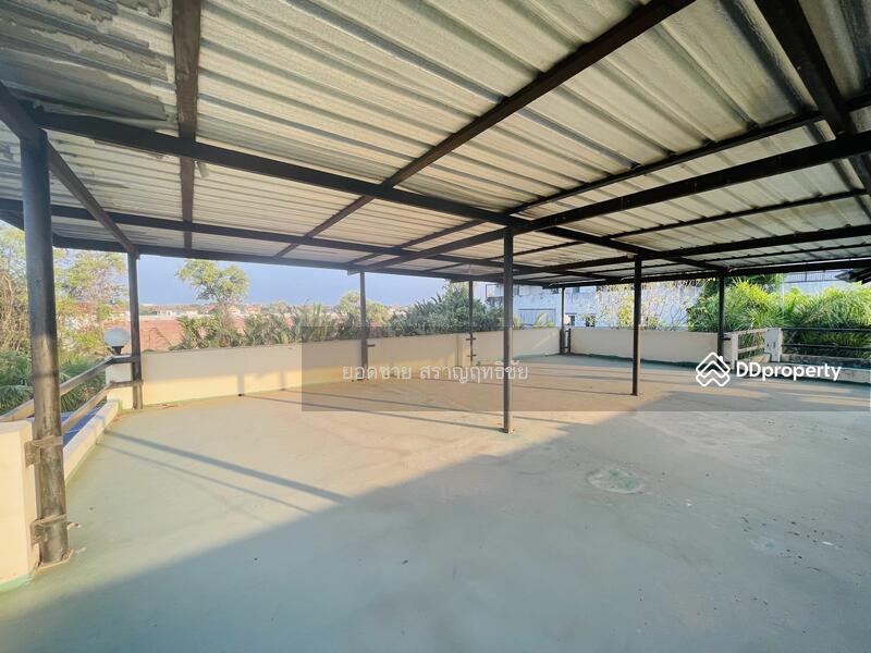 For Sale - For sale: 3 plots of land with houses,total 1-2-72 Rai 13.5 mb, Samut Prakan