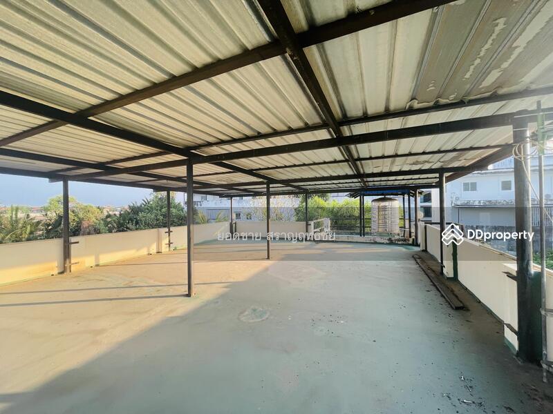 For Sale - For sale: 3 plots of land with houses,total 1-2-72 Rai 13.5 mb, Samut Prakan