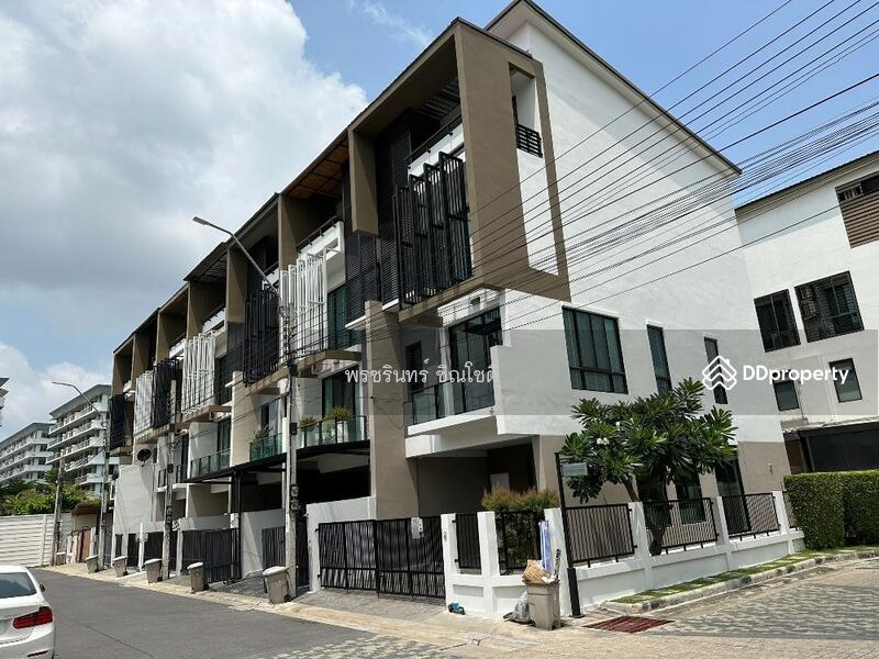 Bless Town Sukhumvit 50, Bangkok, Sukhumvit 50 Road, Phra Kanong, Khlong Toei, Bangkok, 3 Bedrooms, 300 sqm, Townhouse For Rent, by ปรินทร์ญาดา ชิณโชติ, 11305786 - DDproperty.com