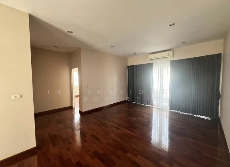 Laddarom Elegance Kaset-Nawamin, Bangkok, Soi Prasertmanukit 29 Yeak 1, Chorake Bua, Lat Phrao, Bangkok, 4 Bedrooms, 126 sqm, Single Detached House For Sale, by Nextstep Property, 11306430 - DDproperty.com