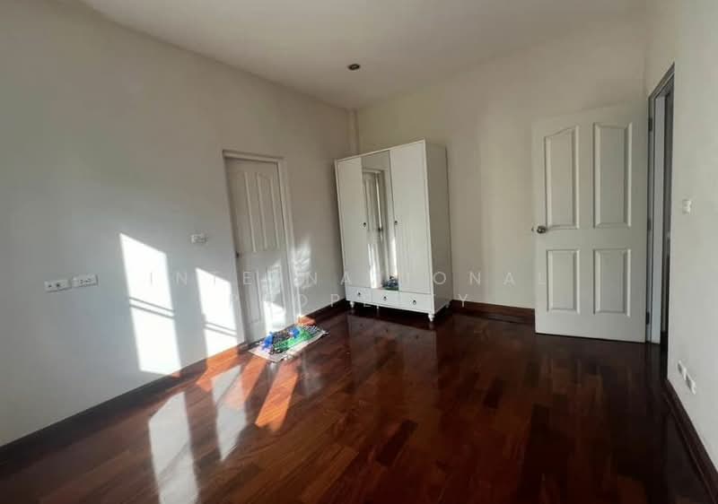 Laddarom Elegance Kaset-Nawamin, Bangkok, Soi Prasertmanukit 29 Yeak 1, Chorake Bua, Lat Phrao, Bangkok, 4 Bedrooms, 126 sqm, Single Detached House For Sale, by Nextstep Property, 11306430 - DDproperty.com