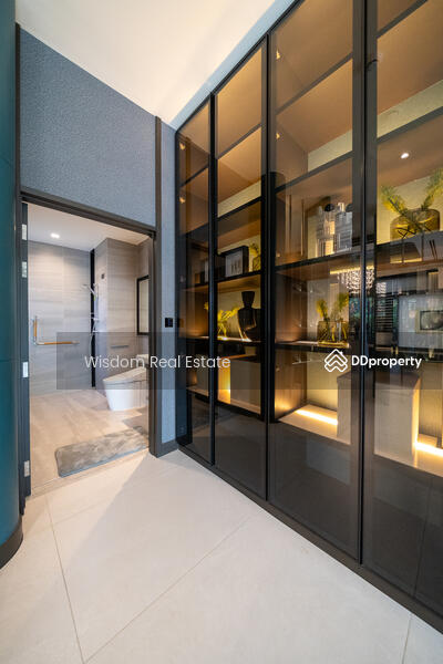 Grand Bangkok Boulevard Krungthepkritha : แกรนด์ บางกอก บูเลอวาร์ด กรุงเทพกรีฑา, กรุงเทพ, ถนน ศรีนครินทร์-ร่มเกล้า, คลองสามประเวศ, ลาดกระบัง, กรุงเทพ, 447 ตร.ม., บ้านเดี่ยว ขาย, โดย Wisdom Real Estate, 11308846 - DDproperty.com