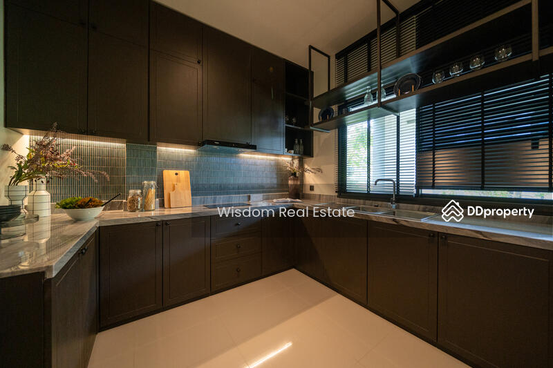 Grand Bangkok Boulevard Krungthepkritha : แกรนด์ บางกอก บูเลอวาร์ด กรุงเทพกรีฑา, กรุงเทพ, ถนน ศรีนครินทร์-ร่มเกล้า, คลองสามประเวศ, ลาดกระบัง, กรุงเทพ, 447 ตร.ม., บ้านเดี่ยว ขาย, โดย Wisdom Real Estate, 11308846 - DDproperty.com