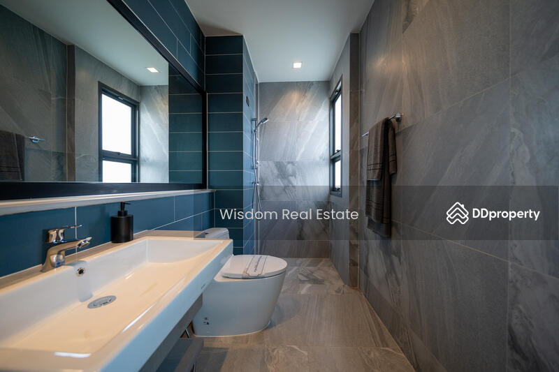 Grand Bangkok Boulevard Krungthepkritha : แกรนด์ บางกอก บูเลอวาร์ด กรุงเทพกรีฑา, กรุงเทพ, ถนน ศรีนครินทร์-ร่มเกล้า, คลองสามประเวศ, ลาดกระบัง, กรุงเทพ, 447 ตร.ม., บ้านเดี่ยว ขาย, โดย Wisdom Real Estate, 11308867 - DDproperty.com