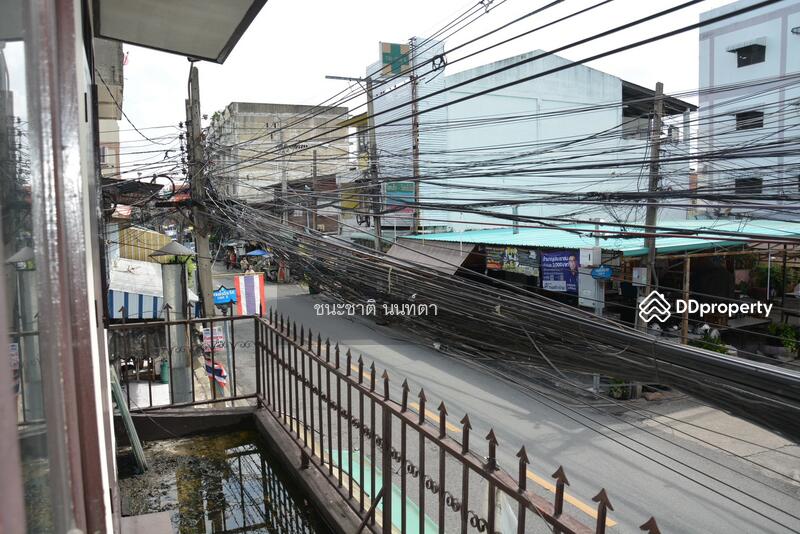 ขาย - ทาวน์เฮาส์ พหลโยธิน 58 แยก 3 หลังมุม เนื้อที่ 28 ตรว. ถนนพหลโยธิน เขตบางเขน จ.กรุงเทพมหานคร, กรุงเทพ