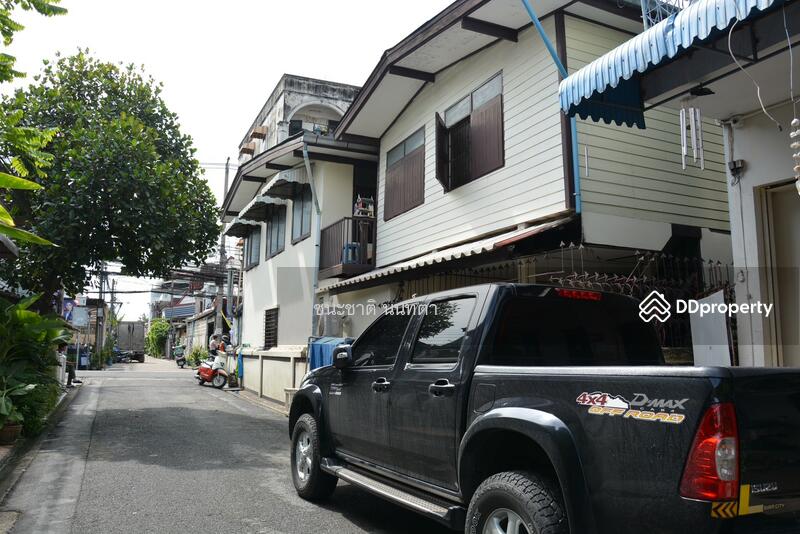 ขาย - ทาวน์เฮาส์ พหลโยธิน 58 แยก 3 หลังมุม เนื้อที่ 28 ตรว. ถนนพหลโยธิน เขตบางเขน จ.กรุงเทพมหานคร, กรุงเทพ