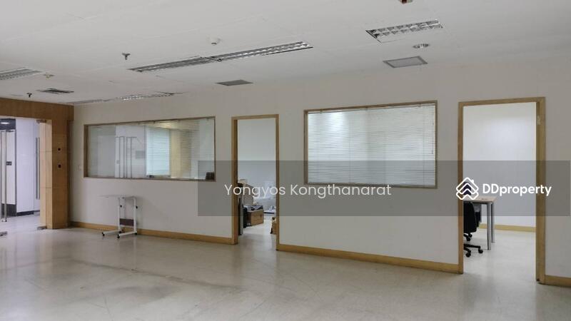 Lumpini Tower Office, Bangkok, พระราม 4, Thung Maha Mek, Sathon, Bangkok, , 300 sqm, Office Space For Sale, by Thai Real Estate Broker Association (TREBA), 11309901 - DDproperty.com