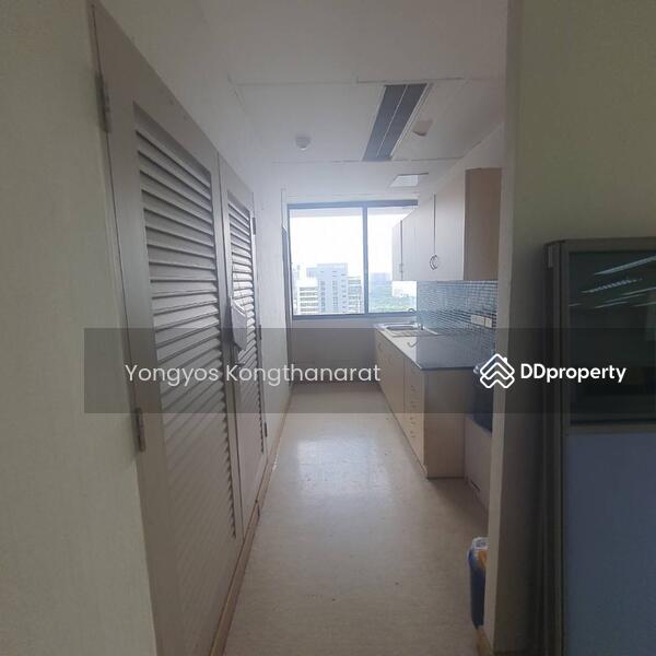 Lumpini Tower Office, Bangkok, พระราม 4, Thung Maha Mek, Sathon, Bangkok, , 300 sqm, Office Space For Sale, by Thai Real Estate Broker Association (TREBA), 11309901 - DDproperty.com