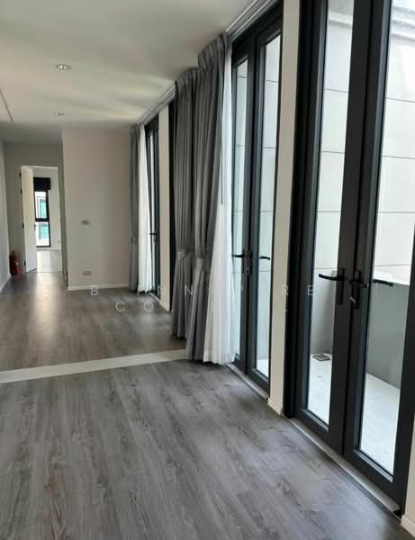 The Sonne Srinakarin-Bangna, Bangkok, Soi Chumchon Mahat Thai 3, Bangna-Trad Road, Dok Mai, Prawet, Bangkok, 6 Bedrooms, 488 sqm, Single Detached House For Sale, by NEXTSTEP PROPERTY, 11311898 - DDproperty.com