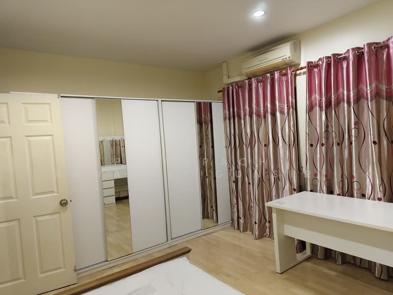 Areeya Mova Kaset-Nawamintr, Bangkok, Soi Moobaan Areeya Mowa, Chorake Bua, Lat Phrao, Bangkok, 3 Bedrooms, 220 sqm, Townhouse For Rent, by Pinyapach Rawatnitigunsiri, 11312452 - DDproperty.com