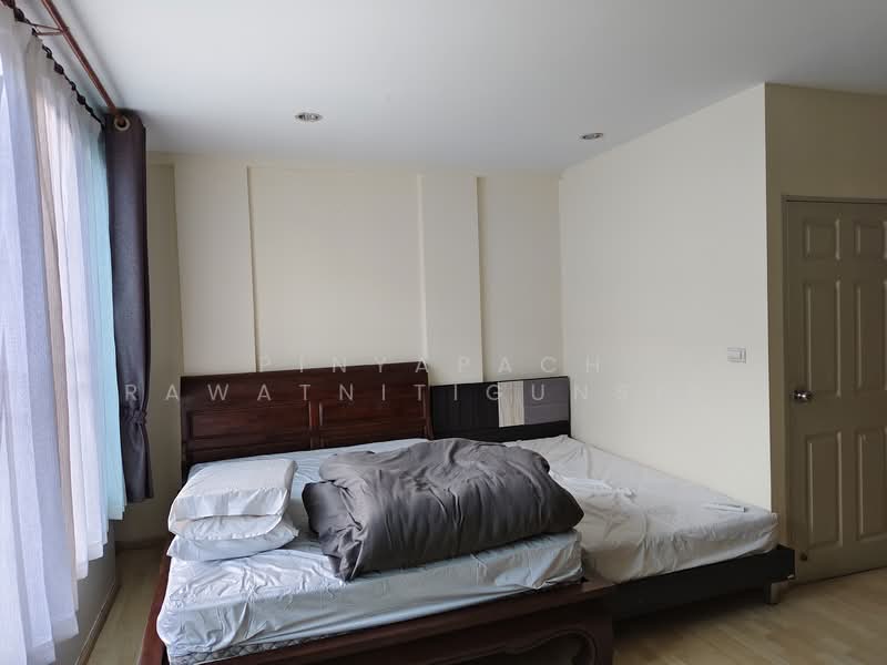 Areeya Mova Kaset-Nawamintr, Bangkok, Soi Moobaan Areeya Mowa, Chorake Bua, Lat Phrao, Bangkok, 3 Bedrooms, 220 sqm, Townhouse For Rent, by Pinyapach Rawatnitigunsiri, 11312452 - DDproperty.com