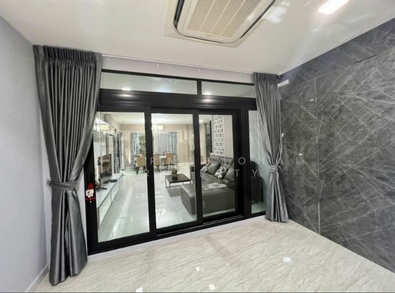 Manthana Rama 9-Srinakarin, Bangkok, 50 Krungthep Kreetha Road, Hua Mak, Bang Kapi, Bangkok, 4 Bedrooms, 350 sqm, Single Detached House For Sale, by nextstep property, 11313063 - DDproperty.com