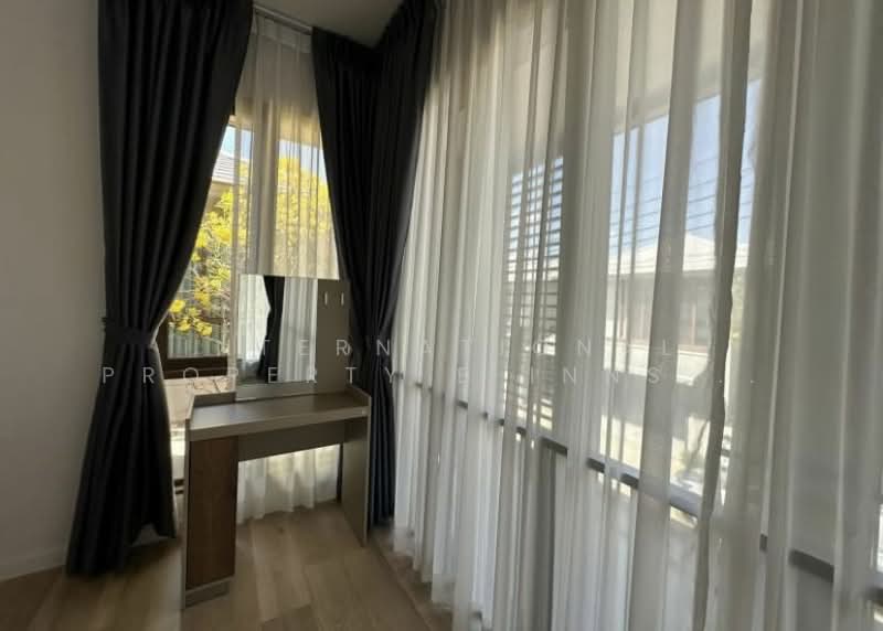 Burasiri Krungthep Kreetha, Bangkok, 95 Soi Pracha Ruam Chai, Hua Mak, Bang Kapi, Bangkok, 4 Bedrooms, 300 sqm, Single Detached House For Rent, by nextste property, 11314708 - DDproperty.com