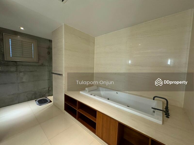 The Crest Ruamrudee, Bangkok, Soi Ruamrudee 2, Witthayu Road, Lumphini, Pathum Wan, Bangkok, 3 Bedrooms, 265 sqm, Condo For Rent, by Tulaporn Onjun, 11316538 - DDproperty.com