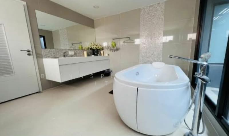 The Plant Elite Phatthanakan, Bangkok, Phatthanakan Road, Suan Luang, Suan Luang, Bangkok, 7 Bedrooms, 349 sqm, Single Detached House For Rent, by International Property, 11316653 - DDproperty.com