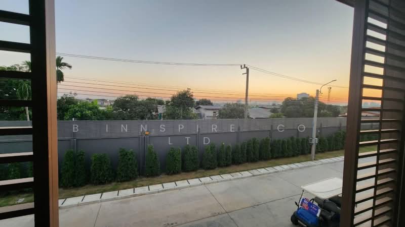 Burasiri Krungthep Kreetha, Bangkok, 95 Soi Pracha Ruam Chai, Hua Mak, Bang Kapi, Bangkok, 4 Bedrooms, 309 sqm, Single Detached House For Sale, by Nexstep Property, 11316856 - DDproperty.com