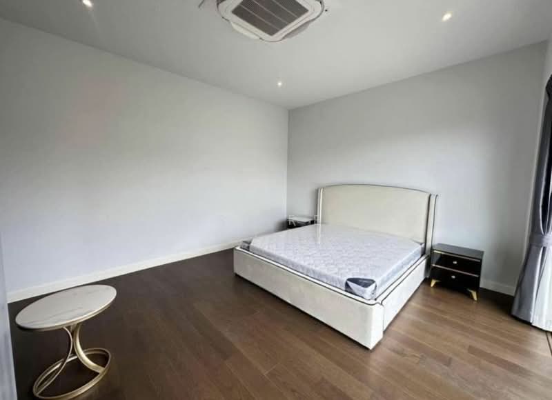 BuGaan Krungthep Kreetha, Bangkok, 109 15 Soi Krungthep Kreetha, Hua Mak, Bang Kapi, Bangkok, 4 Bedrooms, 430 sqm, Single Detached House For Rent, by Nextstep Property, 11316937 - DDproperty.com