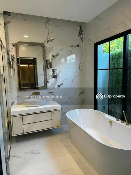 Nantawan Pinklao-Kanchana, Bangkok, 99 Asawaphichet Road, Bang Ra Mat, Taling Chan, Bangkok, 4 Bedrooms, 304 sqm, Single Detached House For Rent, by Rattapon Sivamok, 11317654 - DDproperty.com