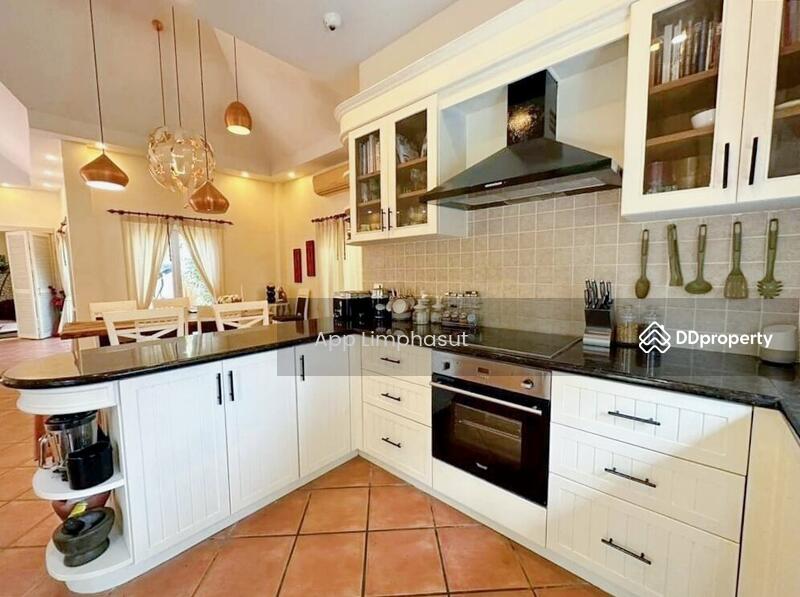 Villa In Huay Yai, ชลบุรี, ห้วยใหญ่, บางละมุง, ชลบุรี, 180 ตร.ม., บ้านเดี่ยว ขาย, โดย Sathida Limphasut (App), 11317869 - DDproperty.com