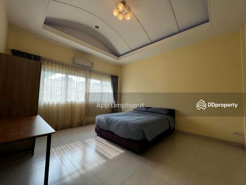Baan Dusit Pattaya Lake, Chon Buri (Pattaya), Entrance Road, Huai Yai, Bang Lamung (Pattaya), Chon Buri (Pattaya), 3 Bedrooms, 190 sqm, Single Detached House For Sale, by Sathida Limphasut (App), 11318006 - DDproperty.com