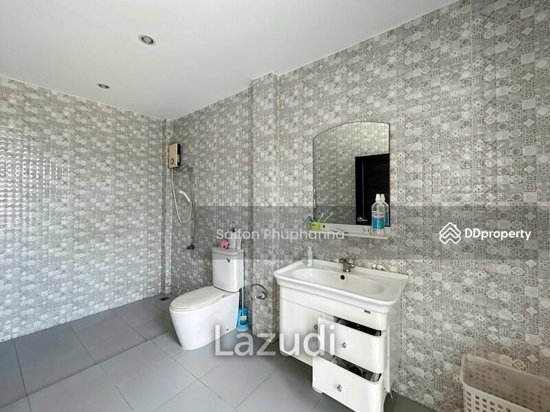 Stand alone house, Prachuap Khiri Khan, Hua Hin, Hua Hin, Prachuap Khiri Khan, 5 Bedrooms, 250 sqm, Single Detached House For Sale, by Saifon Phuphanna, 11318896 - DDproperty.com