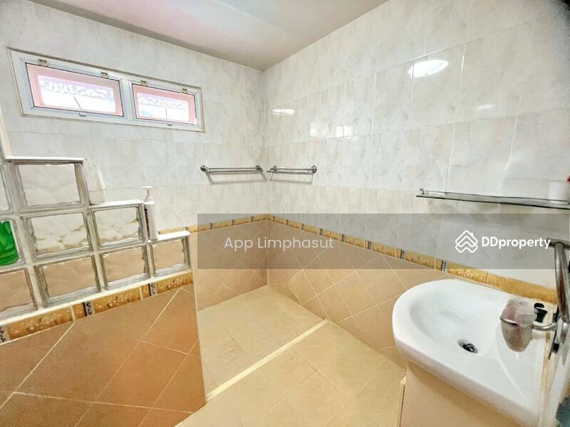 Royal Park Hill, Chon Buri (Pattaya), Bang Lamung, Bang Lamung (Pattaya), Chon Buri (Pattaya), 4 Bedrooms, 220 sqm, Single Detached House For Sale, by Sathida Limphasut (App), 11319370 - DDproperty.com