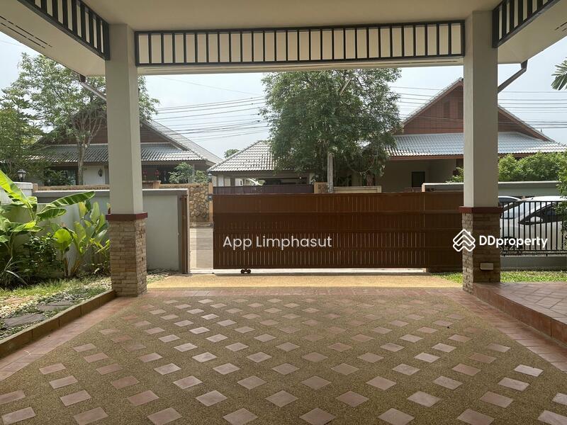 Nibbana Shade, Chon Buri (Pattaya), No. 95/274 Village No. 13, Phatthanakan Road, Nong Pru, Bang Lamung (Pattaya), Chon Buri (Pattaya), 3 Bedrooms, 270 sqm, Single Detached House For Sale, by Sathida Limphasut (App), 11319438 - DDproperty.com