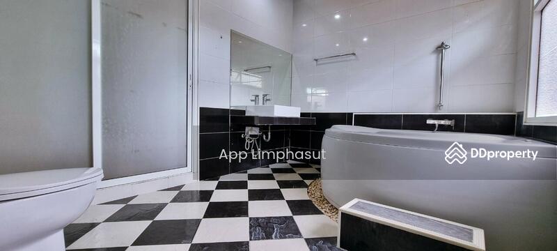 Baan Piam Mongkon, Chon Buri (Pattaya), Huai Yai, Bang Lamung (Pattaya), Chon Buri (Pattaya), 4 Bedrooms, 500 sqm, Single Detached House For Sale, by Sathida Limphasut (App), 11320078 - DDproperty.com