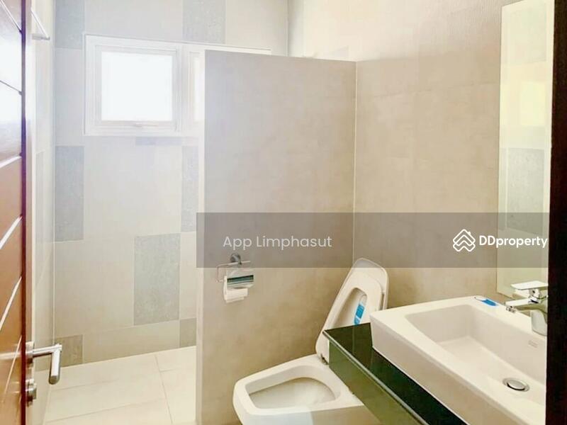 Seabreeze Villa Pattaya, Chon Buri (Pattaya), ถนนสุขุมวิท, Bang Lamung, Bang Lamung (Pattaya), Chon Buri (Pattaya), 3 Bedrooms, 360 sqm, Single Detached House For Sale, by Sathida Limphasut (App), 11320316 - DDproperty.com