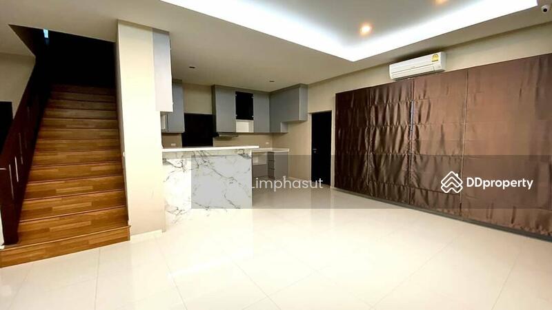 Seabreeze Villa Pattaya, Chon Buri (Pattaya), ถนนสุขุมวิท, Bang Lamung, Bang Lamung (Pattaya), Chon Buri (Pattaya), 5 Bedrooms, 580 sqm, Single Detached House For Sale, by Sathida Limphasut (App), 11321196 - DDproperty.com