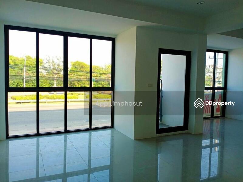 ขาย - Commercial Building Sukhumvit Road In Pattaya, ชลบุรี