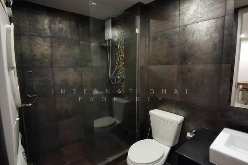 Voque Sukhumvit 16, Bangkok, Soi Sukhumvit 16, Khlong Toei, Khlong Toei, Bangkok, 1 Bedroom, 40 sqm, Condo For Rent, by Wanvisar Property Co., Ltd., 11321953 - DDproperty.com