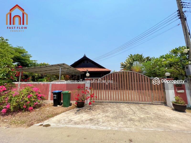 For Sale - Thai house for sale Pinehurst Rangsit golf course village, golden teak hous, Pathum Thani