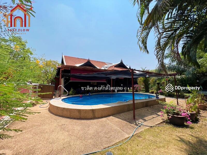 For Sale - Thai house for sale Pinehurst Rangsit golf course village, golden teak hous, Pathum Thani
