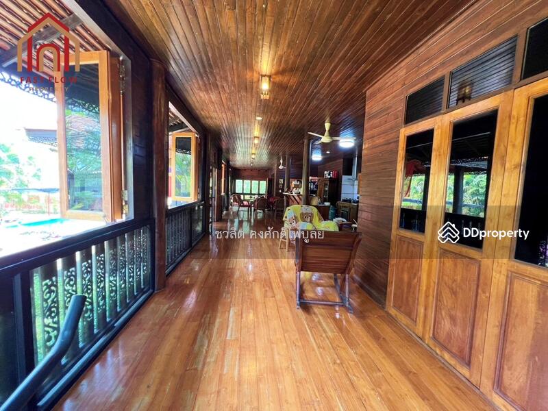 For Sale - Thai house for sale Pinehurst Rangsit golf course village, golden teak hous, Pathum Thani