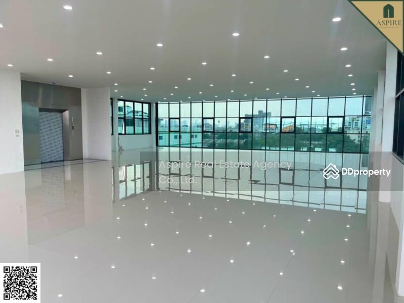 ขาย - อาคารพาณิชย์ 6 ชั้น ถนนลาดพร้าว 87 ใกล้รถไฟฟ้าสายสีเหลือง, กรุงเทพ