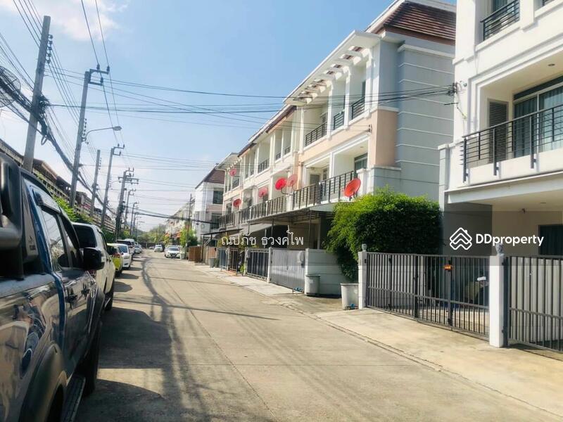 For Sale - Home office For Sale, The best area and good deal!Baan Klang Muang Urbanion. Lat Phrao-Wan Hin 55., Bangkok