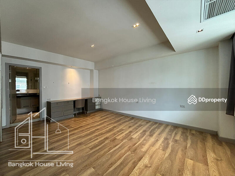 Villa Bajaj, Bangkok, Soi Sukhumvit 19, Khlongtoei Nua, Watthana, Bangkok, 2 Bedrooms, 160 sqm, Apartment For Rent, by Bangkok House Living, 11327540 - DDproperty.com