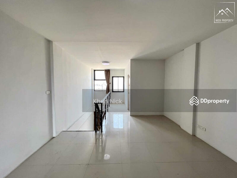 For Sale - Fifth Avenue Ladkrabang, Bangkok