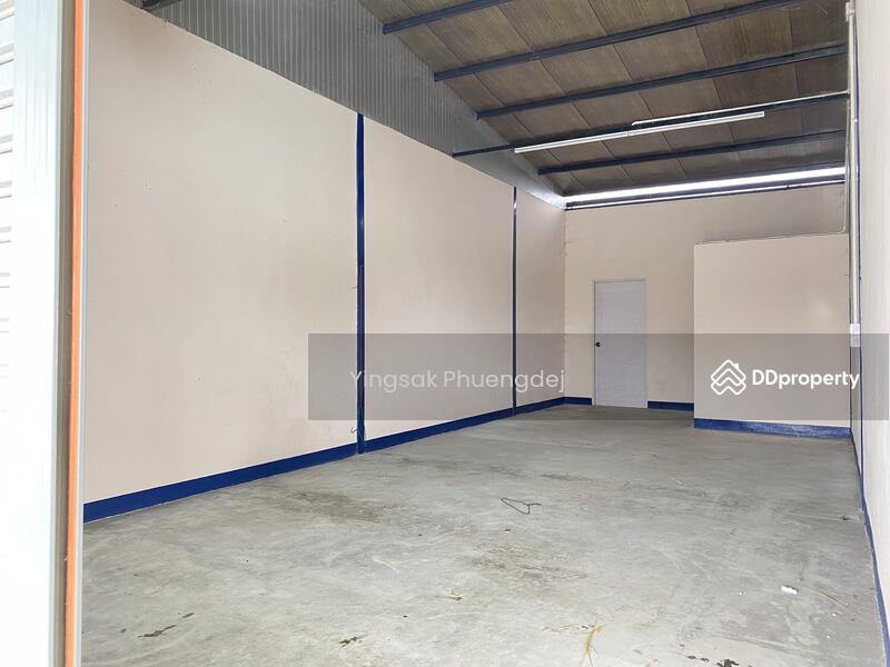 ห้องพักรายเดือน 2,000 บาท/เดือน