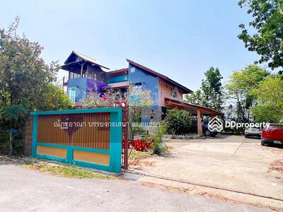 ขาย - ขายบ้าน 3 ชั้น พร้อมที่ดิน 2 – 3 – 0 ไร่ อำเภอลาดหลุมแก้ว จังหวัดปทุมธานี, ปทุมธานี