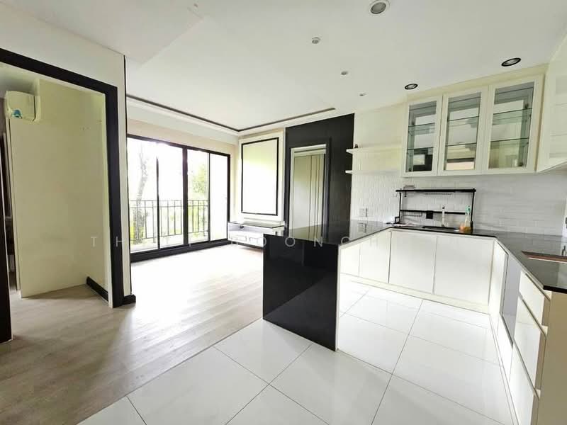 Commercial Building, Office, Restaurant, Cafe etc, Near Bearing BTS, Bangkok, Bang Na, Bang Na, Bangkok, , 351 sqm, Retail Space For Rent, by Thiti Boonchurn, 11331755 - DDproperty.com