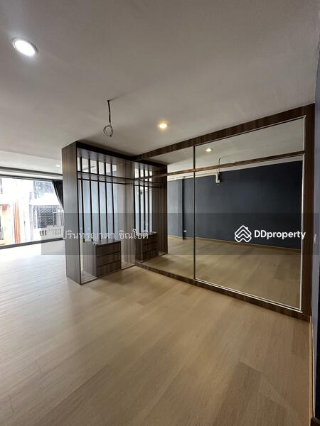 Townhouse Phaholyothin 40, Bangkok, Sena Nikhom, Chatuchak, Bangkok, , 320 sqm, Shophouse For Rent, by ปรินทร์ญาดา ชิณโชติ, 11332890 - DDproperty.com