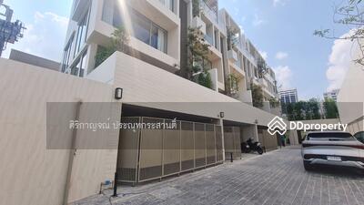 ขาย - โฮม ออฟฟิศหรู Home office 4.5 ชั้น มุม สร้างใหม่ ตกแต่ง ลิฟท์1 ตัว พร้อมอยู่ ใกล้เอกมัย ใกล้ทางด่วน, กรุงเทพ