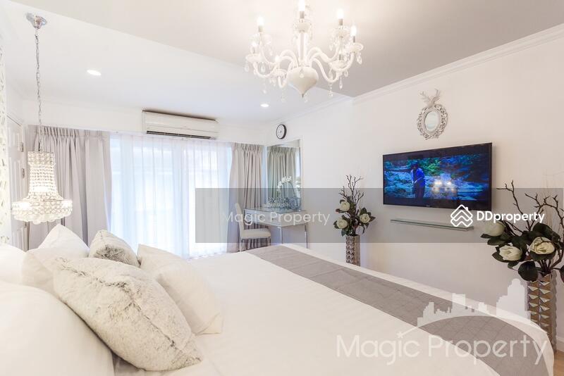 Crystal Ville Townhouse, Bangkok, Lat Phrao, Bangkok, 3 Bedrooms, 240 sqm, Townhouse For Sale, by Magic Property, 11338327 - DDproperty.com