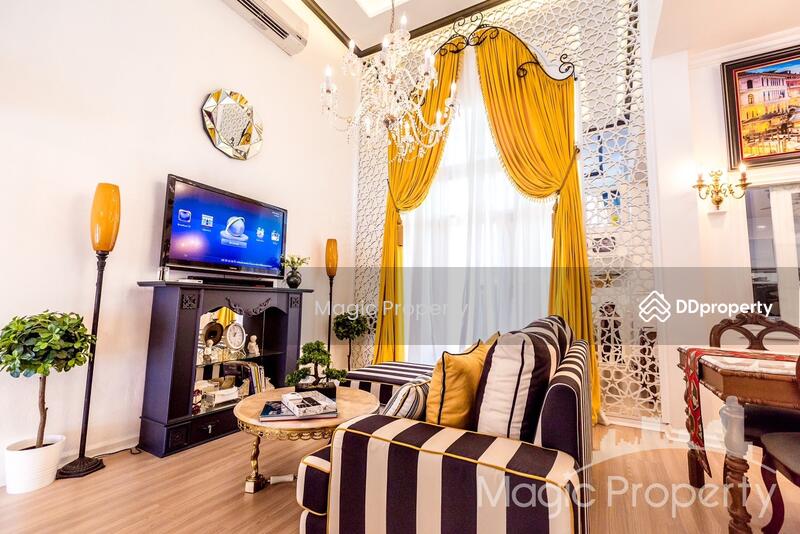Crystal Ville Townhouse, Bangkok, Lat Phrao, Bangkok, 3 Bedrooms, 240 sqm, Townhouse For Sale, by Magic Property, 11338327 - DDproperty.com